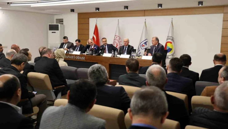 Sanayi ve Teknoloji Bakanı, Türkiye’nin mesleki eğitimi için kaynakları seferber etmeyi amaçlıyor