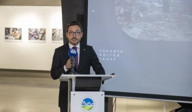 Sakarya’da AA’nın “Kanıt” kitabındaki görsellerden oluşan sergi açıldı