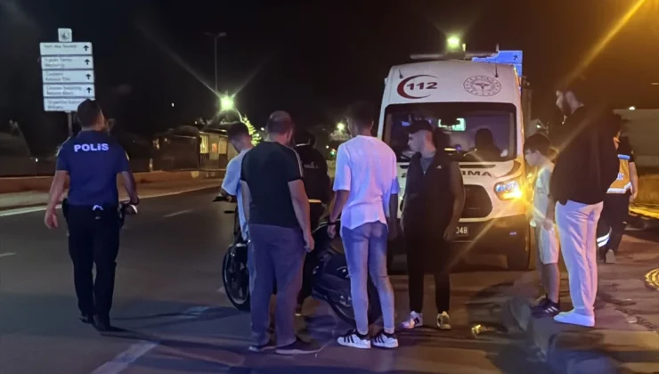 Sivas’ta motosikletin çarptığı kadın hastanede tedavi altına alındı