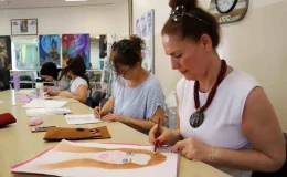 Gaziantep’te Kadınlar Resim Kurslarına Yoğun İlgi Gösteriyor