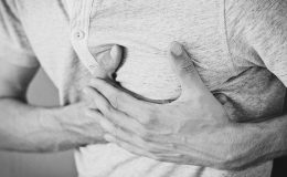 Sıcak hava hem bunaltıyor hem de kalbi yoruyor