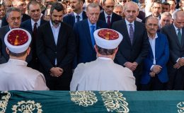 Cumhurbaşkanı Erdoğan, yazar Mehmet Doğan’ın cenazesine katıldı