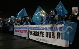 Kadınlar, 8 Mart’ta Doğu Türkistan için yürüdü