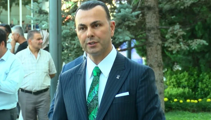 İstanbul Milletvekili Seyithan İzsiz, AK Parti’ye katıldı