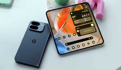 Google, merakla beklenen katlanabilir telefonu Pixel 9 Pro Fold’u tanıttı