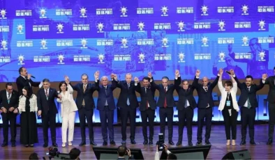 AK Parti’nin belediye başkanı transferlerine YRP’den tepki: İstifa ettirip kendi partinize katmak haksız ve adaletsiz bir uygulama