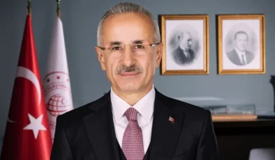 Ulaştırma Bakanı Abdulkadir Uraloğlu’ndan Instagram açıklaması: Kapatma sebeplerimizin karşılığını aldık!