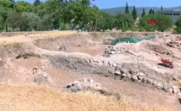 8 Bin Yıllık Kadın Heykelciği İzmir’de Bulundu