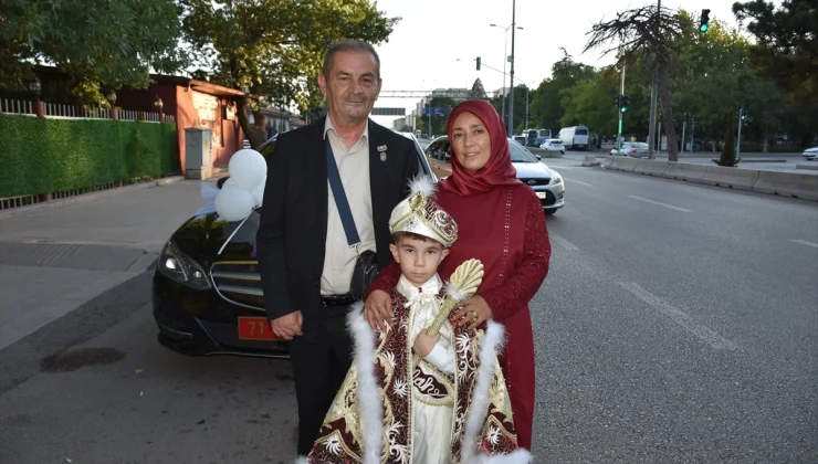 Kırıkkale Valisi Mehmet Makas, Şehit Kardeşine Makam Aracı Tahsis Etti