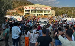 Muğla’da itfaiye arazözü ile minibüs çarpıştı: 15 yaralı