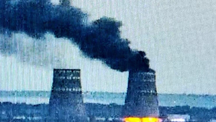 Rus İşgalciler Zaporijya Nükleer Santrali’nde Yangın Çıkardı