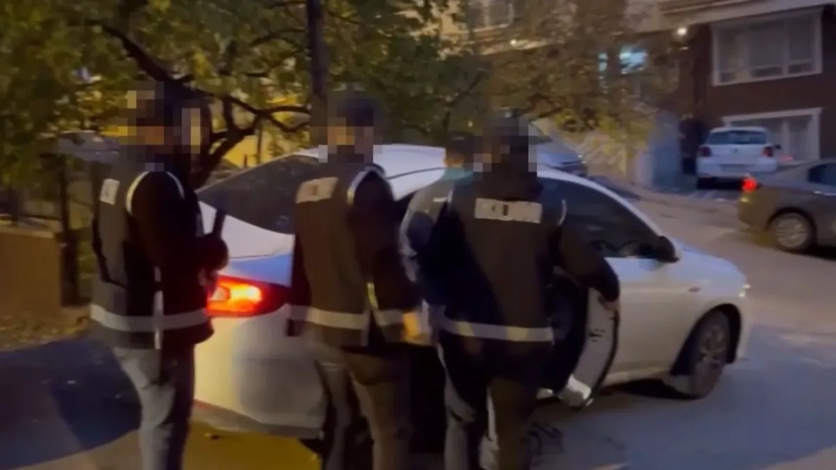 Ankara polisinden silah tacirlerine darbe: 20 şüpheli yakalandı